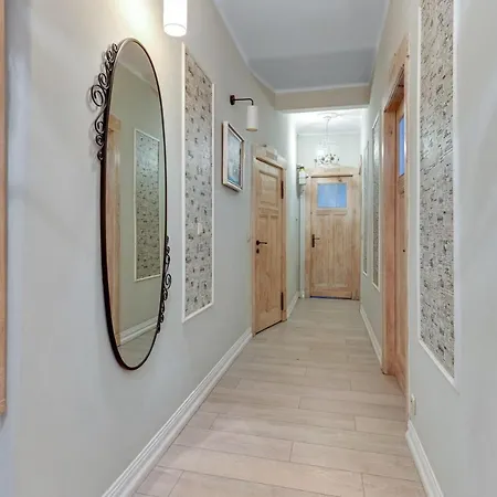 Ms Sopotforsix Апартаменти *